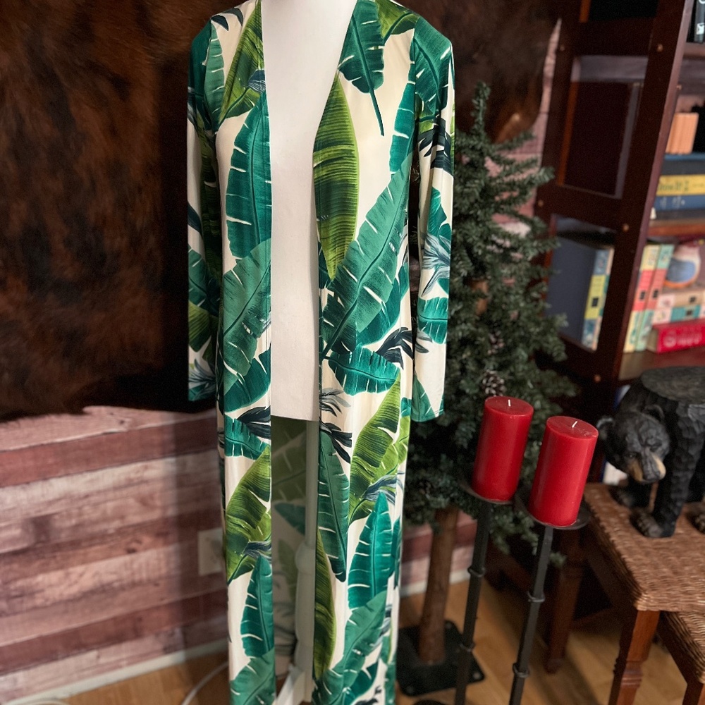 Cherie Los Angeles Green Leaf Print Kimono Duster